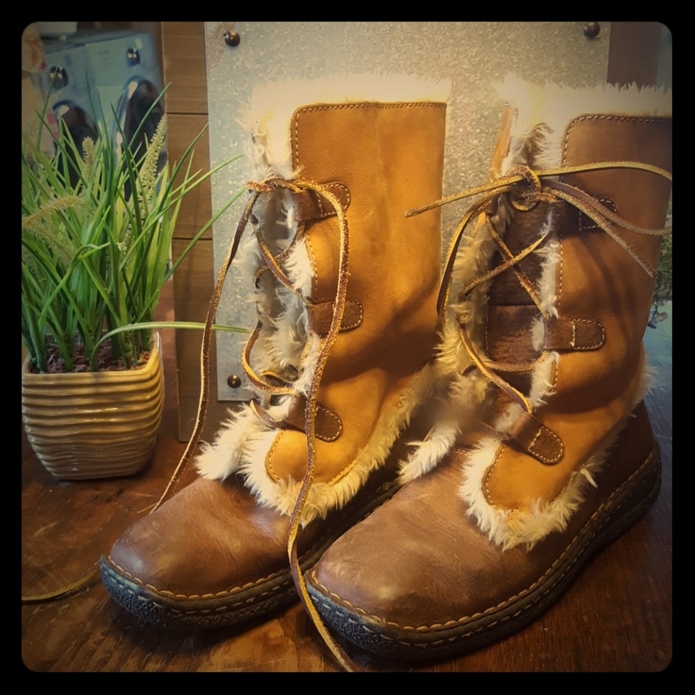 Cabela's fur lined boots